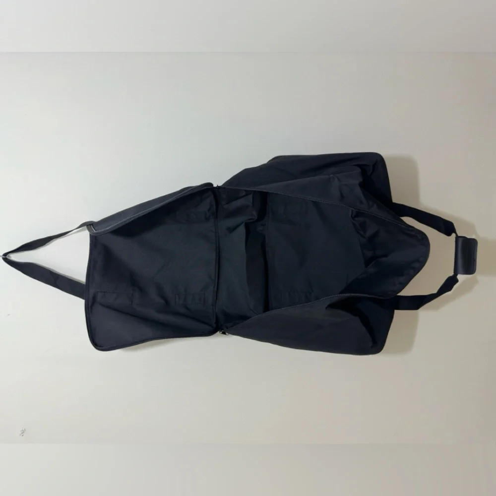 HARLEY DAVIDSON ||  Large Nylon Double Zip Duffle Bag with Logo •22”Lx 12”X 9”W